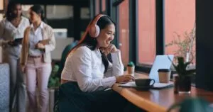 ¿Cómo cobrar en dólares si trabajo freelance en Chile?