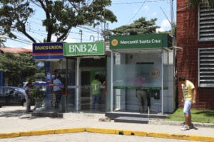 Así de fácil es enviar dinero al Banco Mercantil Santa Cruz