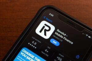 Recibir pagos de Revolut en Chile: ¡No pierdas ni un dólar!