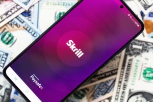 Utiliza Skrill en tu cuenta Vita de Colombia para recargar dólares