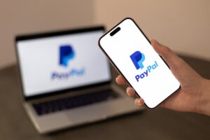 Graba tus datos en PayPal y recibe dólares directo en tu Vita